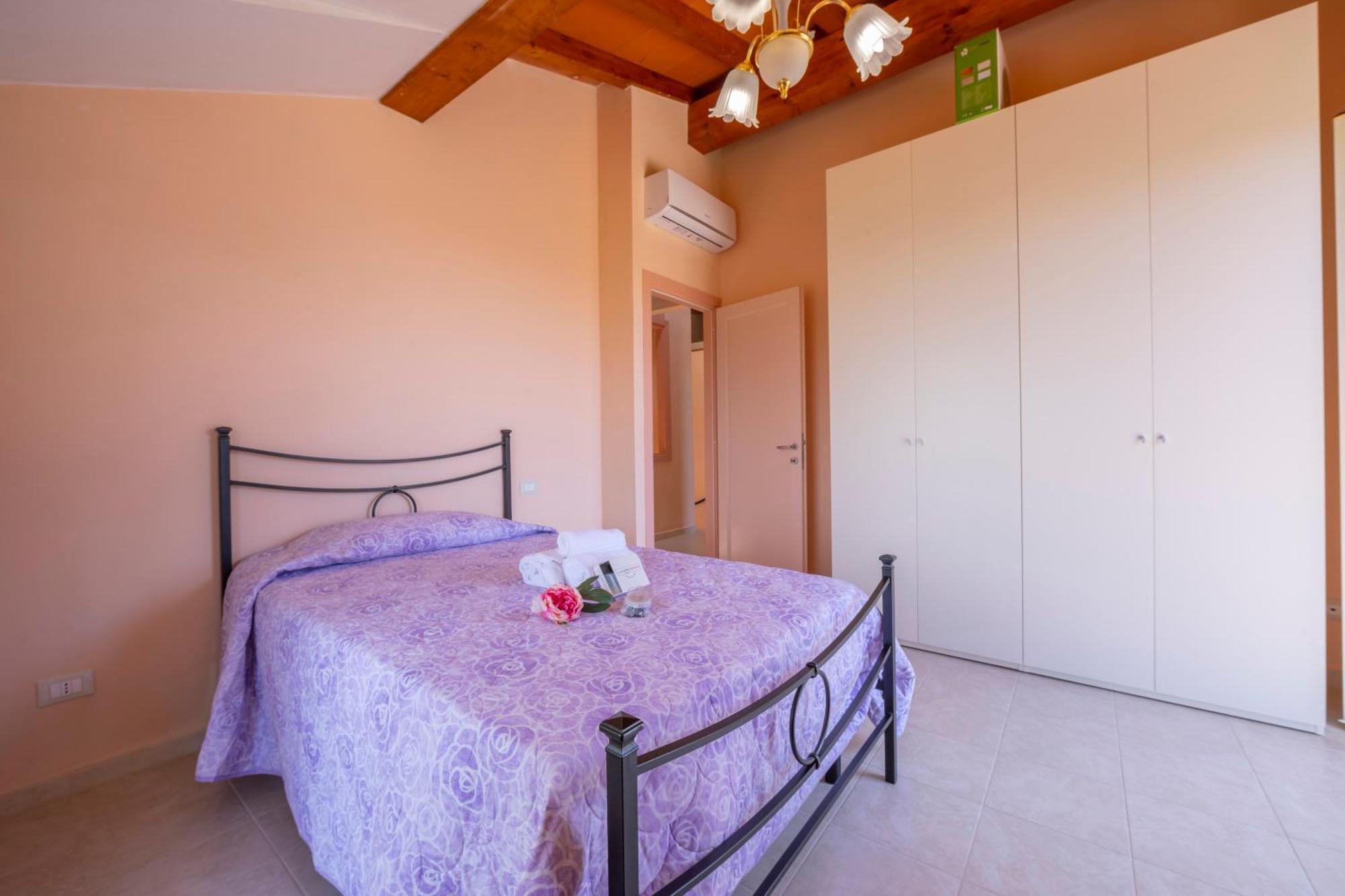 Villa Clara Few Km From The Sea - Happy Rentals ピエトラサンタ エクステリア 写真