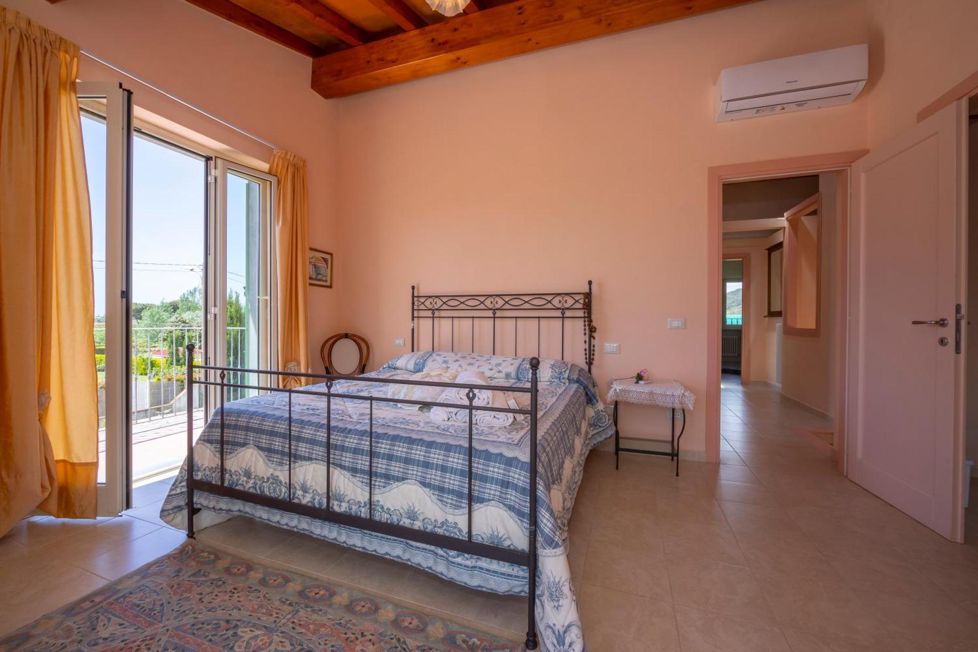 Villa Clara Few Km From The Sea - Happy Rentals ピエトラサンタ エクステリア 写真